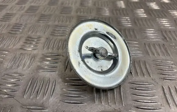 Peugeot 4008 Spare wheel bolt 