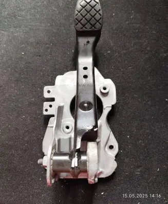 Skoda Superb B6 (3T) Brake pedal 3C2721057G 99999 9999992