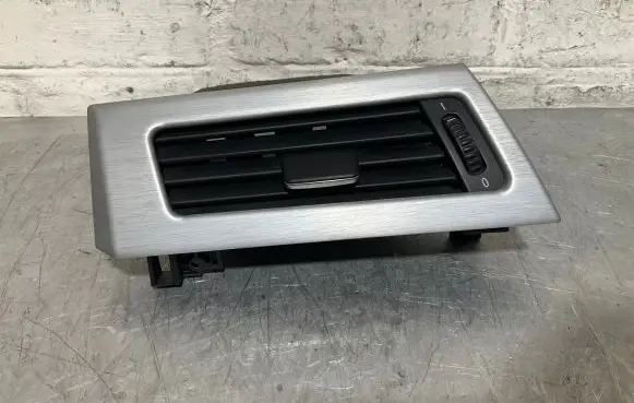 BMW 5 E60 E61 Dashboard side air vent grill/cover trim 6910731 14121810