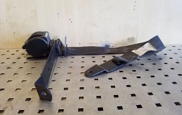 Volkswagen Multivan T4 Rear seatbelt 703857815
