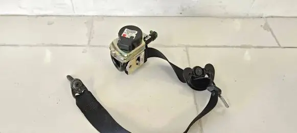 Hyundai Tucson TL Front seatbelt 0589P10021 006R0000