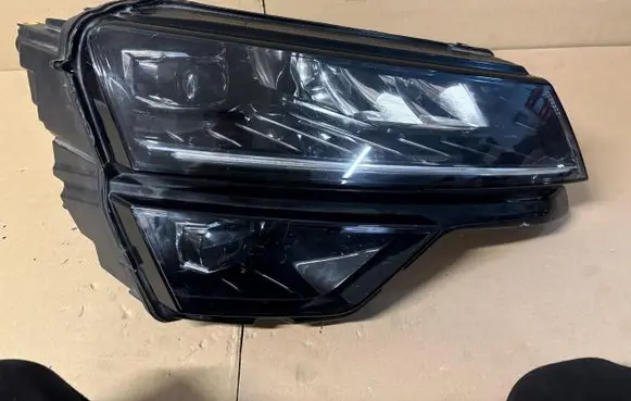 Skoda Karoq Headlight/headlamp 57B941016D