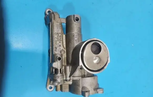 Mini One - Cooper R57 Oil pump 757601280 IMPRK1544372