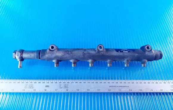 Volvo V70 Fuel main line pipe 8658252 005446 0445215010