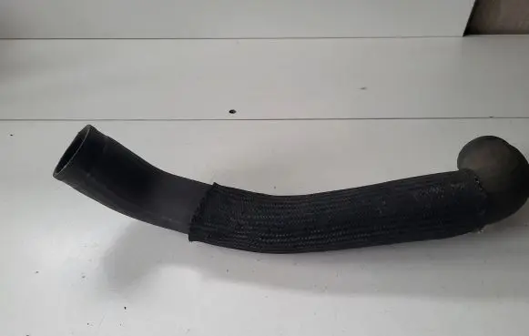 Toyota Avensis T270 Engine coolant pipe/hose