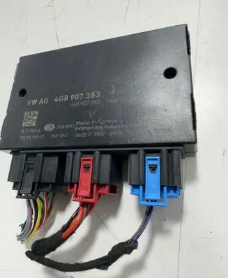 Audi A6 C7 Tow bar trailer control unit/module 4G8907383 5G001001