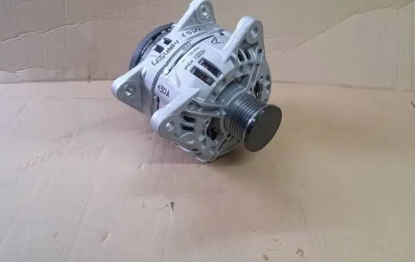 Renault Laguna II Generator/alternator MQA1863 06373163010