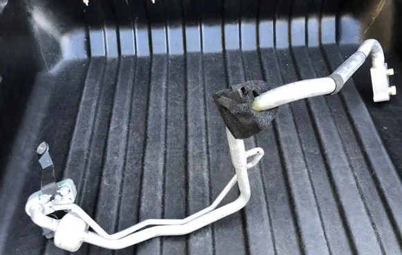 Volvo S90, V90 Air conditioning (A/C) pipe/hose 31694236 AEEVP17W442