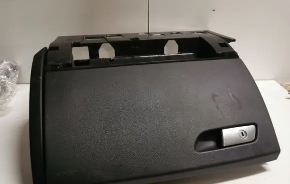 Audi A6 C7 Glove box 4G1880302A