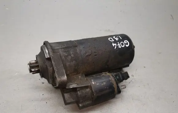 Volkswagen Golf IV Starter motor 0001125005