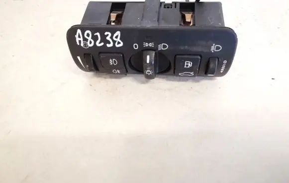 Volvo V70 Light switch 30739415