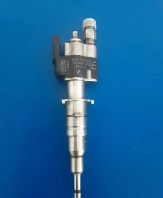BMW Z4 E89 Fuel injector 758526108 10181010