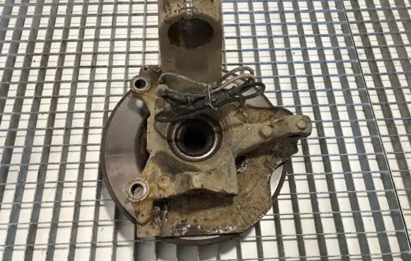 Peugeot Boxer Front wheel hub spindle knuckle 