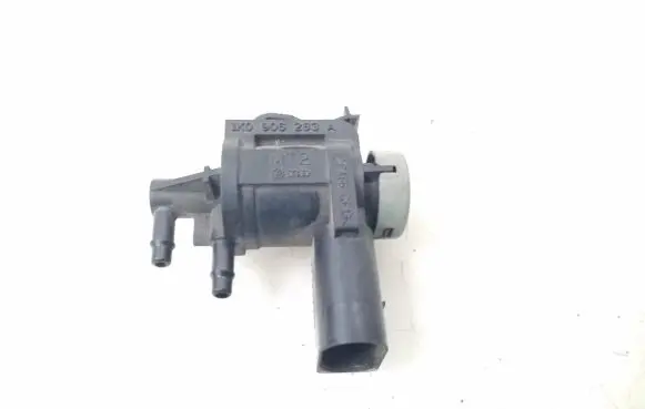 Volkswagen Touareg II Turbo solenoid valve 1K0906283A