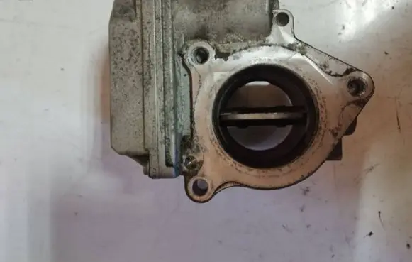 Renault Megane II Throttle valve A2C53107575 5WY9150A 8200570664