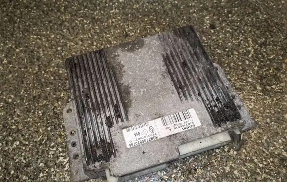 Renault Scenic II - Grand scenic II Engine control unit/module 7700870794