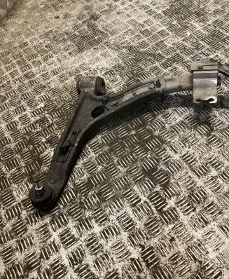 Mercedes-Benz CLA C117 X117 W117 Front lower control arm/wishbone 2463304700 A2463304700