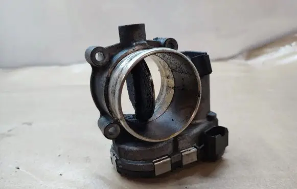 Volvo XC60 Throttle valve 31216665