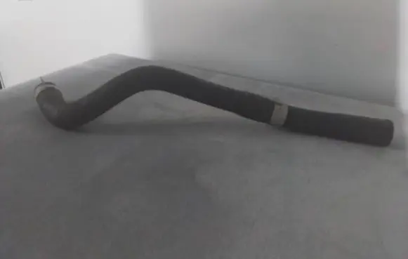 Subaru Forester SK Engine coolant pipe/hose