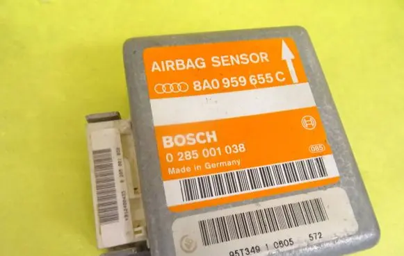Audi A4 S4 B5 8D Airbag control unit/module 8A0959655C