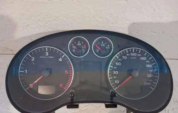 Audi A3 S3 8P Speedometer (instrument cluster) 8P0920900L