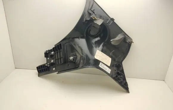 Dodge Durango III (D)pillar trim (top) 6DF22DX9AA