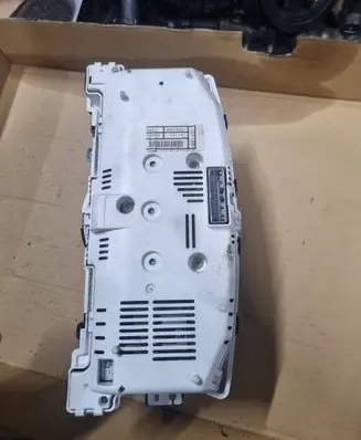 Honda Civic Speedometer (instrument cluster) HR0342017 78200G113