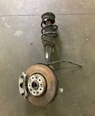 Seat Leon (5F) Front wheel hub spindle knuckle 5Q0413031FJ