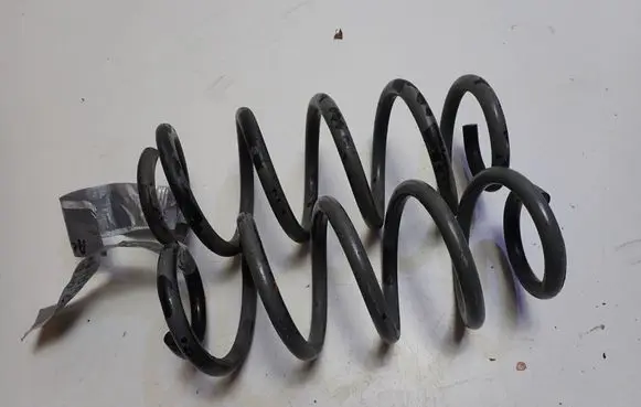 Audi A4 S4 B7 8E 8H Front coil spring 