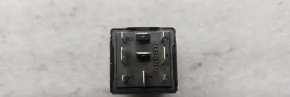 Volkswagen Touareg I Other relay 7L6907160C 5DS00947018 7038900319