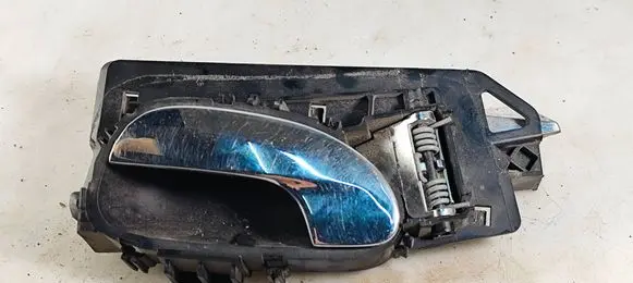 Peugeot 307 Front door interior handle 9643604577 9658269577
