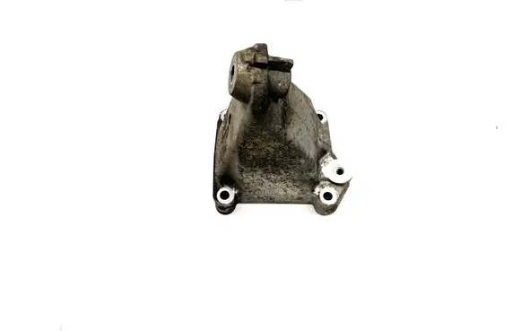 Mercedes-Benz C W203 Engine mounting bracket A2712230904