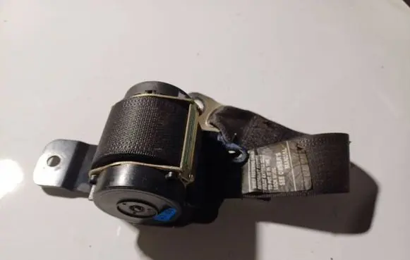 Hyundai Tiburon Rear seatbelt 602343200A
