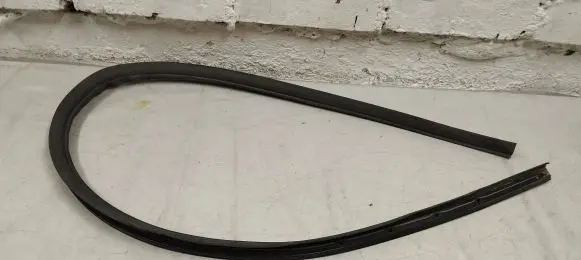 Audi Q5 SQ5 Rubber seal front coupe door 80a833177