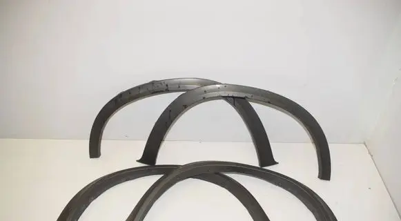 BMW X5 E70 Front arch trim 7163558 7163557 51777163557