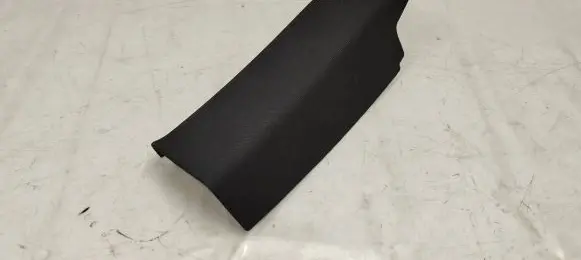 BMW 6 F12 F13 (B) pillar trim (top) 8051015