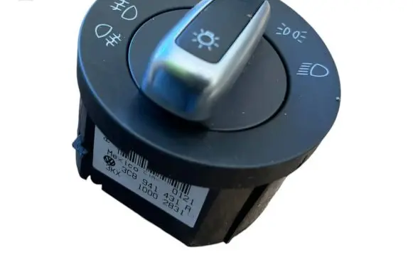 Volkswagen PASSAT B7 Light switch 3C8941431A 10002831 C1A0121