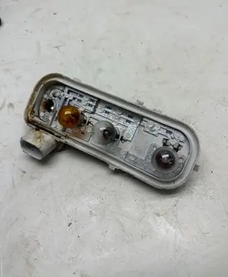 Audi A4 S4 B6 8E 8H Tail light bulb cover holder 8E9945258