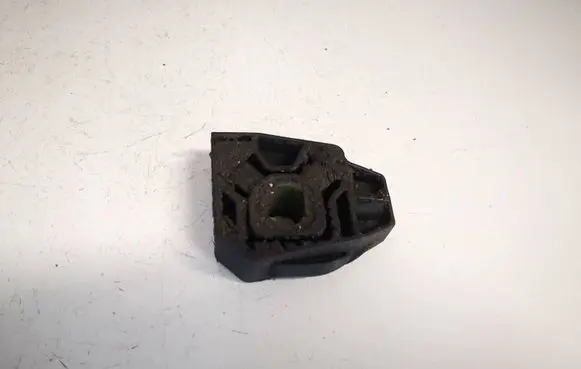 Audi A3 S3 8L Radiator mount bracket 