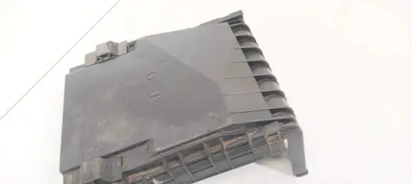 Battery box tray