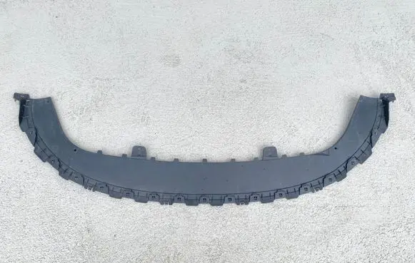 Front bumper skid plate/under tray