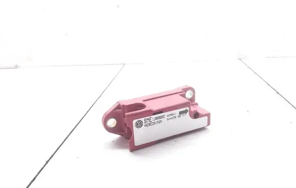 Volkswagen Golf IV Airbag deployment crash/impact sensor 1J0909606D 44990411