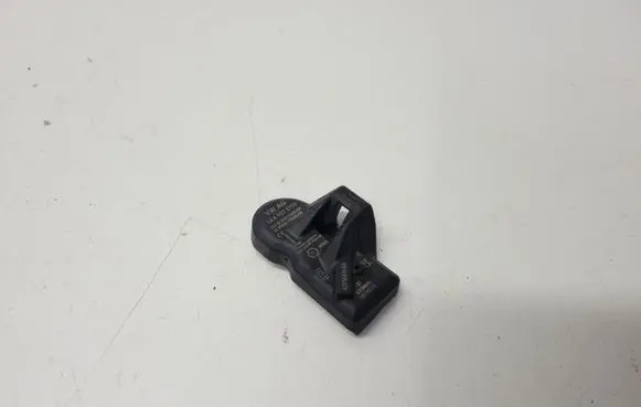 Volkswagen Tiguan Tire pressure sensor 3AA907275B