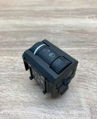 Skoda Octavia Mk2 (1Z) Headlight level height control switch 1Z0941333