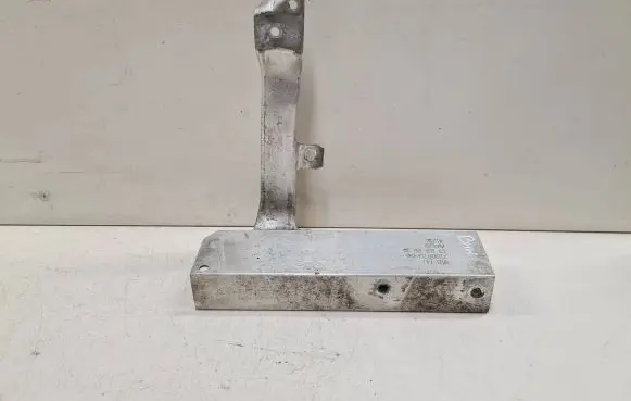 Radiator support slam panel bracket