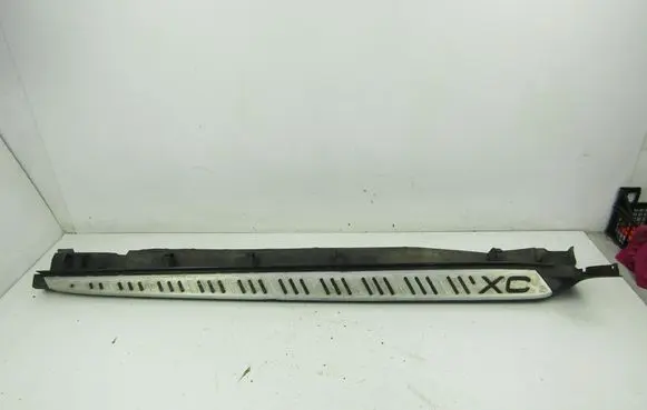 Volvo XC60 Sill 