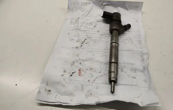 Hyundai ix35 Fuel injector 0445110411