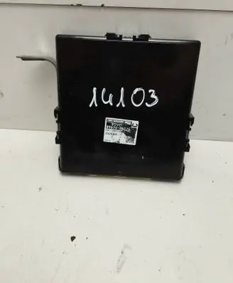 Toyota Avensis T270 Other control units/modules 8969005030 MB102850004