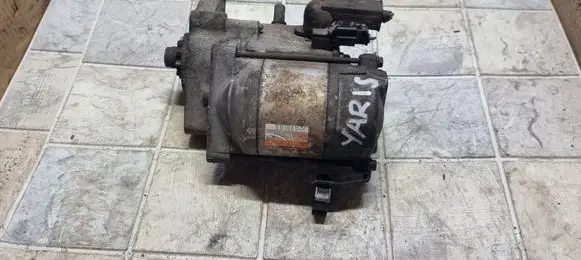 Toyota Yaris Starter motor 2810033050 4280000570