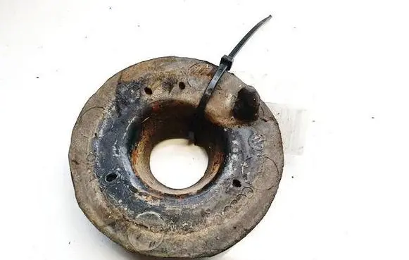 Skoda Octavia Mk2 (1Z) Front coil spring rubber mount 1k0512297d